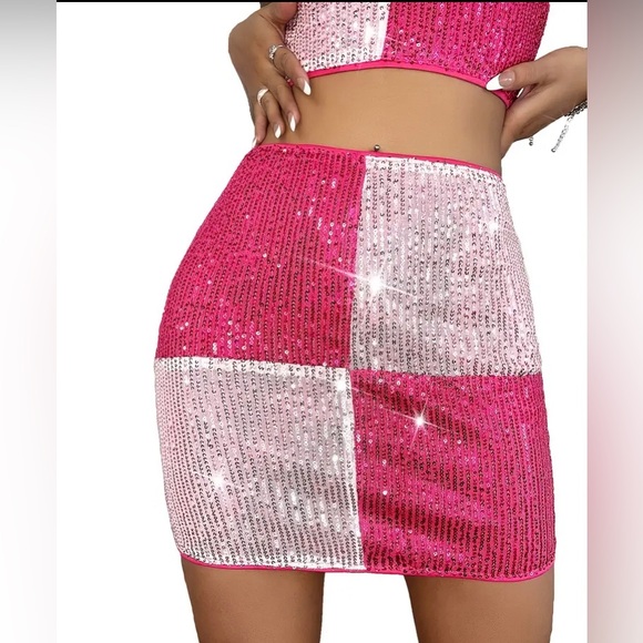 Light/dark pink sequin skirt. SHEIN Size XS - Picture 1 of 3